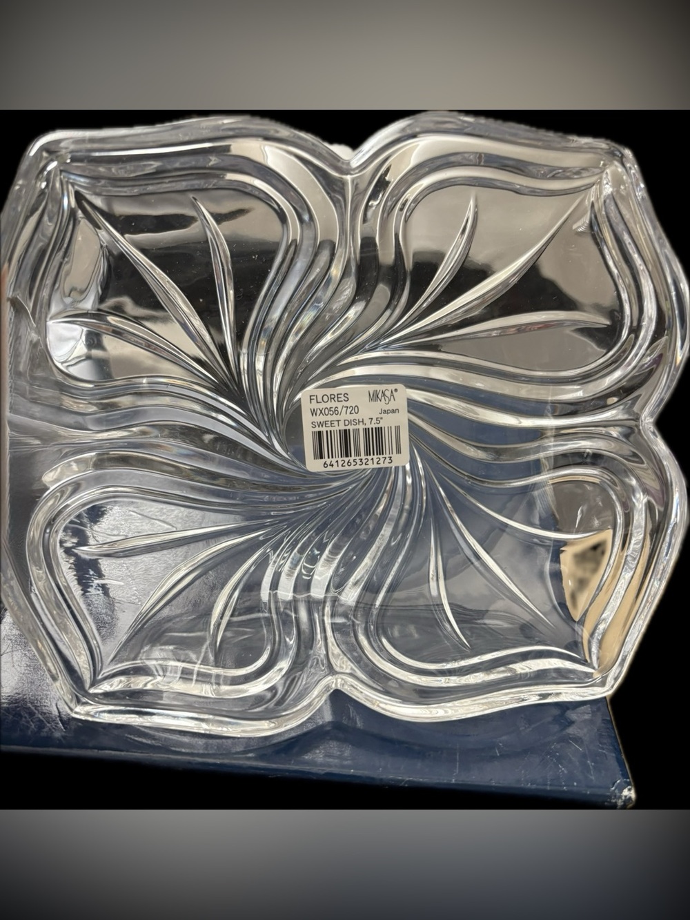 Mikasa Clear Floral-Pattern Glass Serving Dish